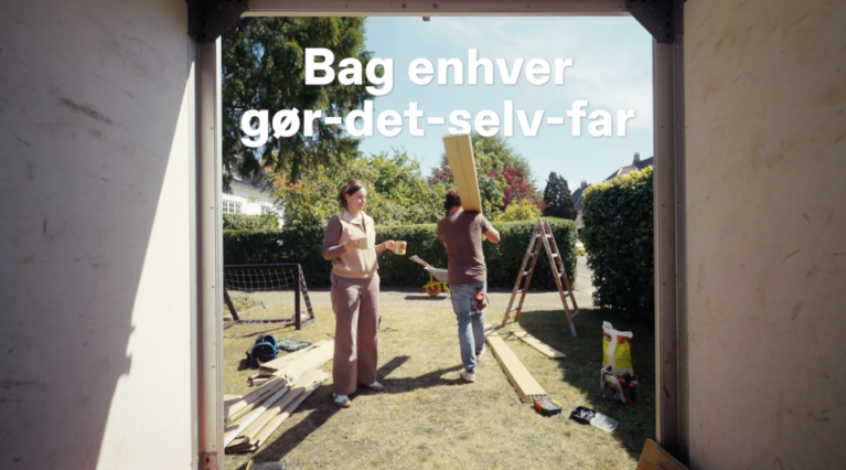Freetrailer - Altid Bag Dig